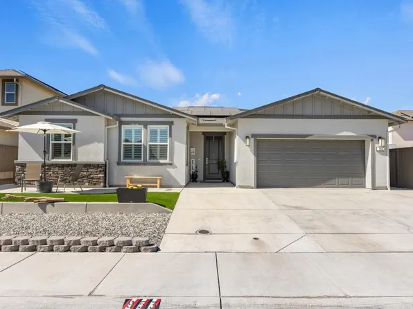 953 Ayers Ln, Galt, CA 95632