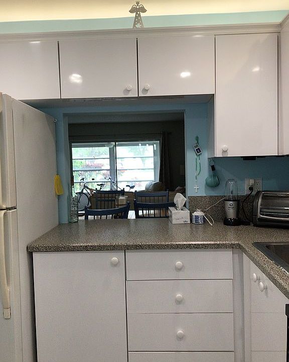 1st image of 31 Abbey Ln APT 101
