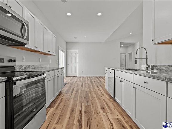 4th image of 2718 Ivywood Rd