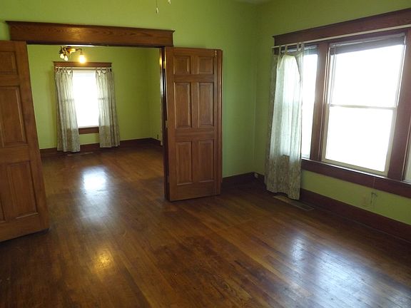 4th image of 1008 E McPherson St