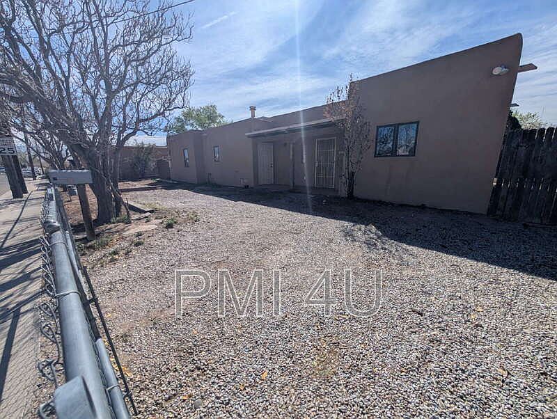 1st image of 2646 Floral Rd NW