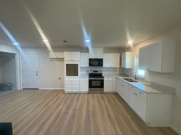2nd image of 103 McKinley St