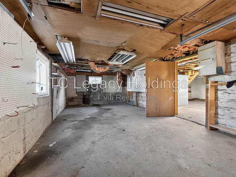 200 Reeves Ave — Photo 34
