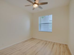 1225 E Magnolia Cir, Delray Beach, FL 33445