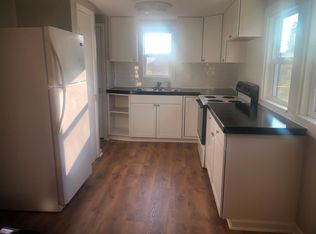 725 NE Denver St #B, Roseburg, OR 97470