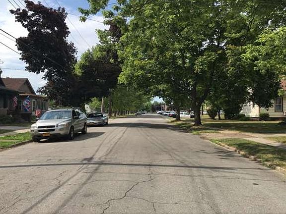 5th image of 33 Lincoln Ave