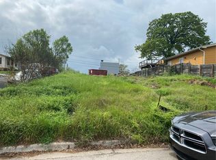 2015 E 10th St, Austin, TX 78702