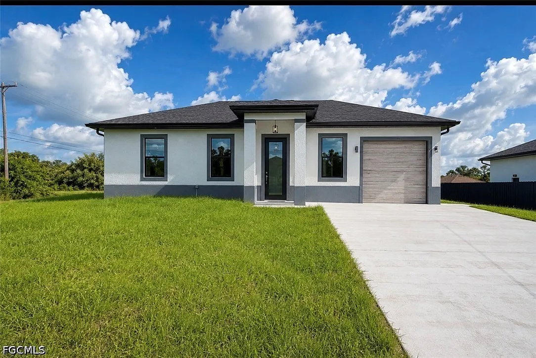 3 bed, 2.0 bath, 1200 sqft, $2,000 — Photo 2