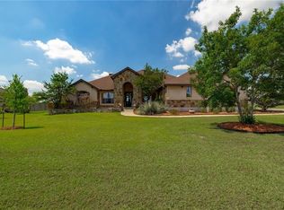 127 Comanche Cir, Hutto, TX 78634