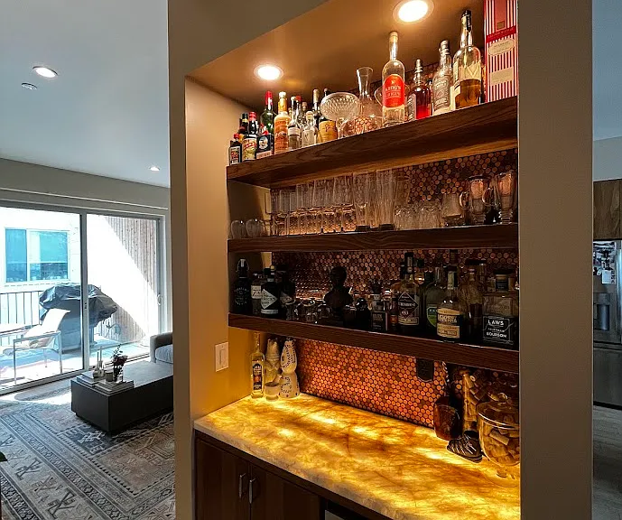 Custom Bar