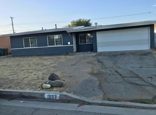 1653 Sweetbrier St, Palmdale, CA 93550