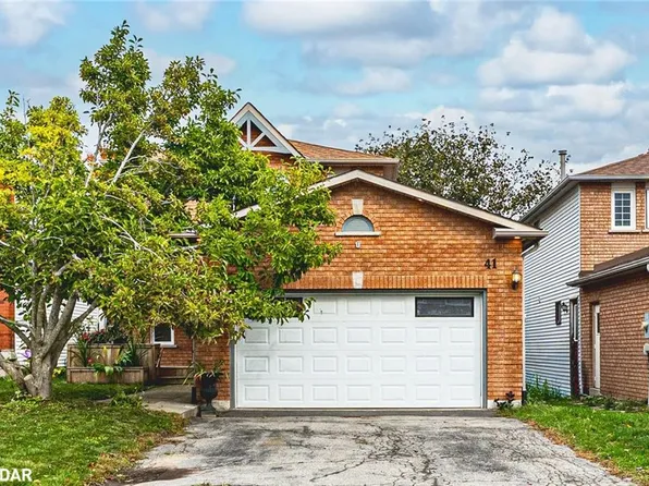 41 Penton Dr, Barrie, ON L4N 7A3