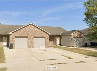 939 Jordan Ave, Braidwood, IL 60408