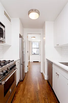 Rented by Mirador Real Estate | media 7