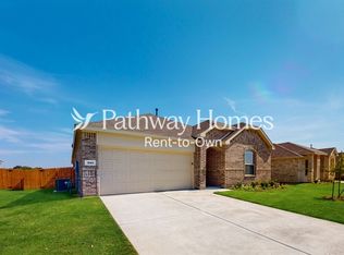 940 Rusty Spur Ln, Haslet, TX 76052