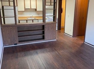 481 Hambrick Rd #42, Stone Mountain, GA 30083