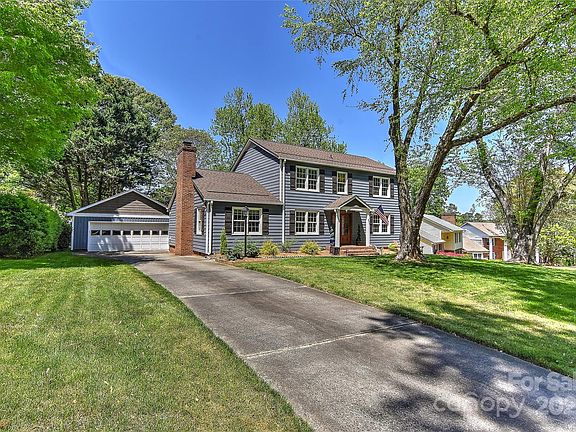 2nd image of 218 Kimrod Ln