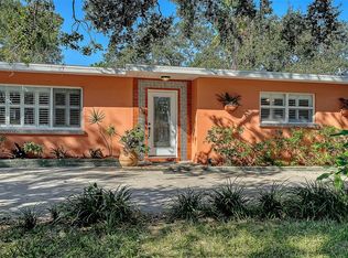 304 21st St W, Bradenton, FL 34205