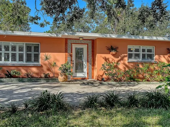 304 21st St W, Bradenton, FL 34205