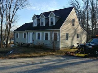 9 Armandale St, Worcester, MA 01603