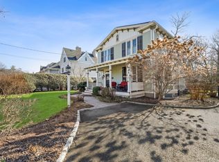 272 Springfield Ave, Summit, NJ 07901