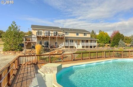 3rd image of 294 Brentwood Dr