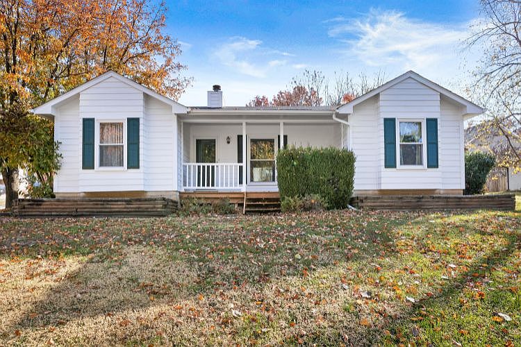 1st image of 3612 Ironwood Dr