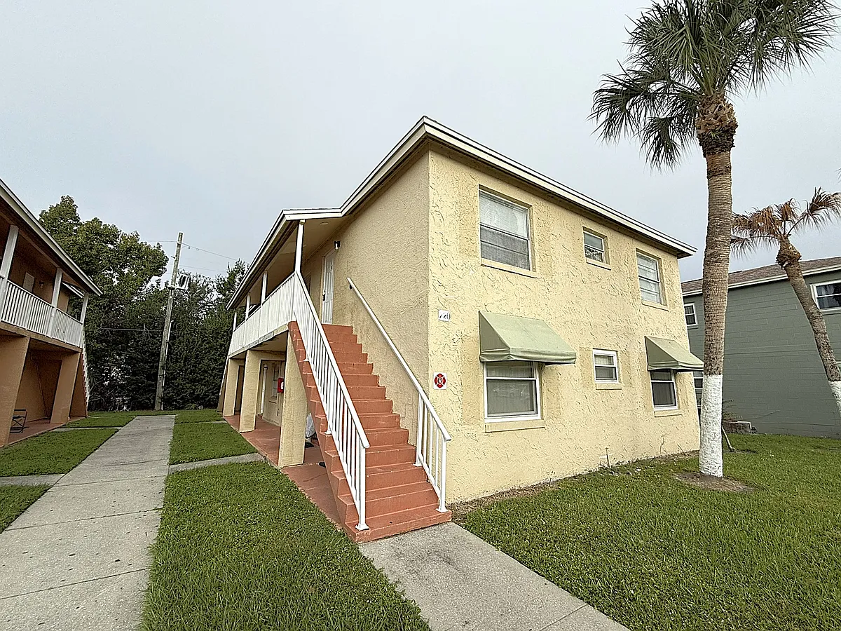 Building Photo - 720 Michigan Ct #4