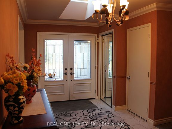 2nd image of 1019 Aldersbrook Rd
