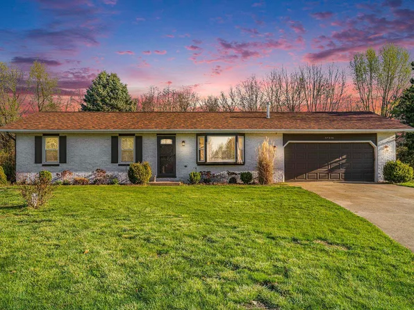 57346 Tulip Ln, Middlebury, IN 46540