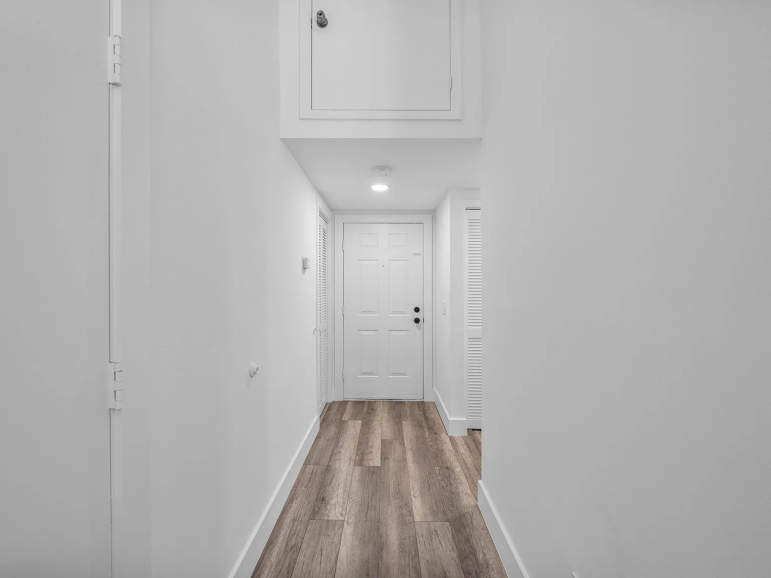 1 bed, 1.0 bath, 500 sqft, $3,500 — Photo 3