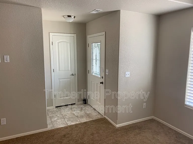 2178 Phillips Aly — Photo 5