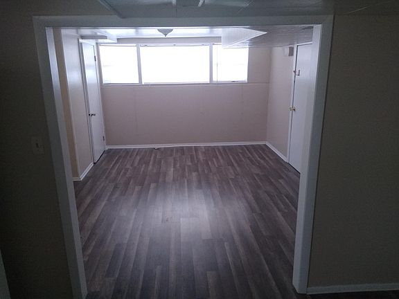 5th image of 4372 N Neva Ave