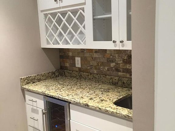 3rd image of 5219 Pumphrey Dr