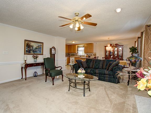 4th image of 2903 Mitchell Wood Dr