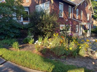 560 1/2 Locust Ave, Washington, PA 15301