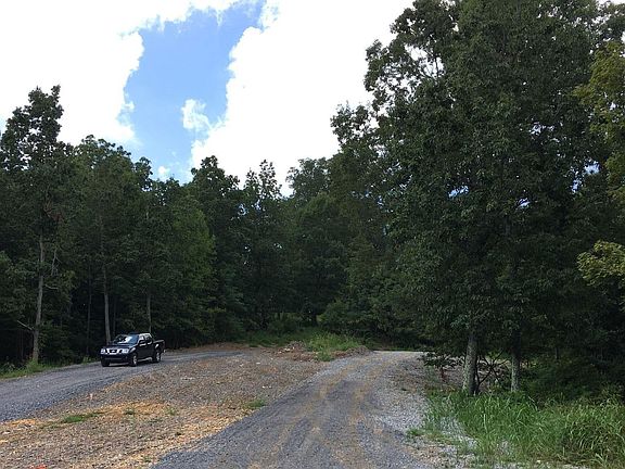 4th image of 8731 McCrory Ln