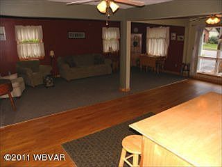 5th image of 2625 Lincoln Dr