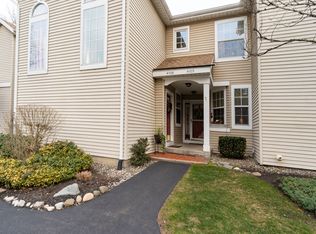 4108 Foxwood Dr S, Clifton Park, NY 12065