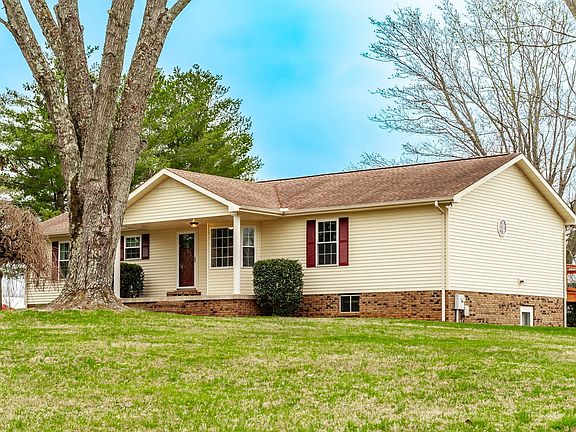 3rd image of 410 Frog Pond Cemetery Rd