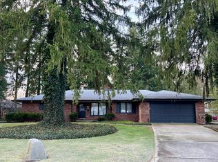 516 Hawthorne Ln, Niles, MI 49120