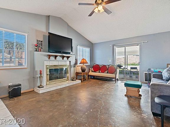 3rd image of 2242 Granby Ct