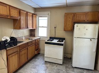 437 Lovisa St APT 1, Akron, OH 44311
