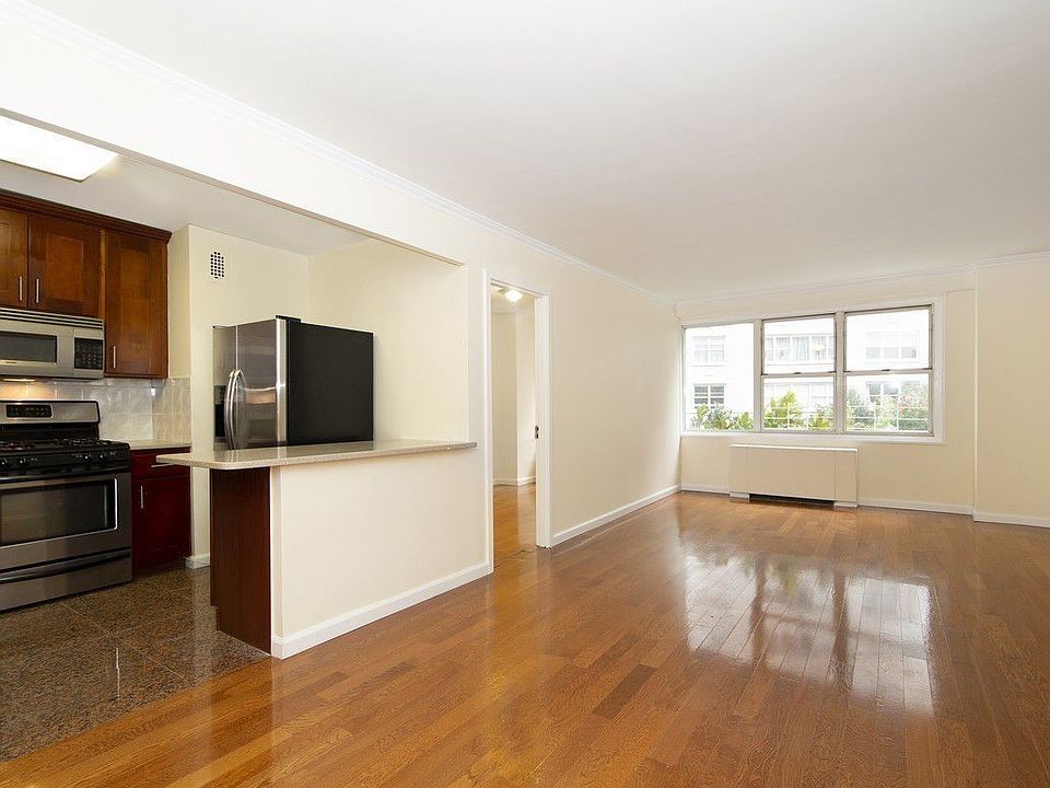 1st image of 155 W 68th St APT 203