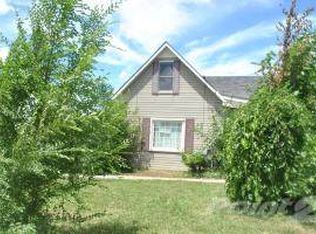 503 E Price Ave, Savannah, MO 64485