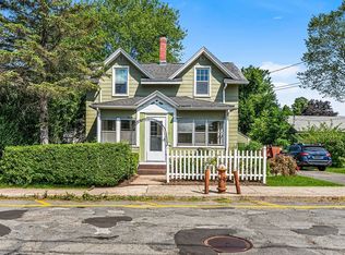 13 Maple St, Easthampton, MA 01027