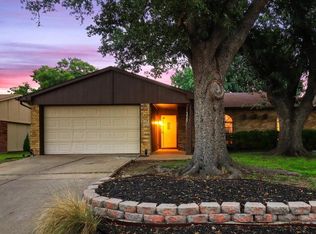 5429 Baker Dr, The Colony, TX 75056