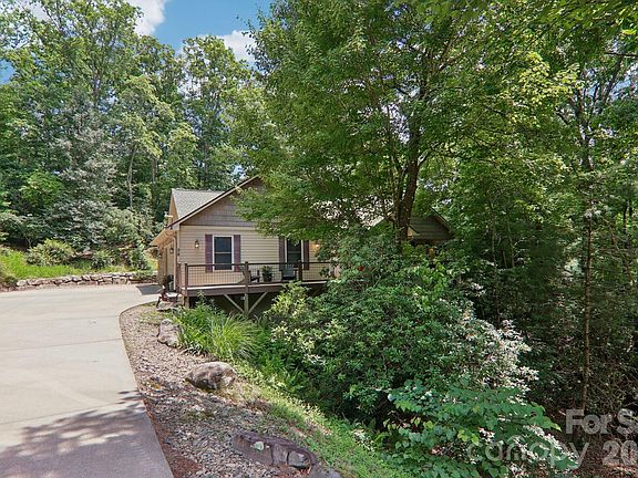 2nd image of 25 Arnie Dr
