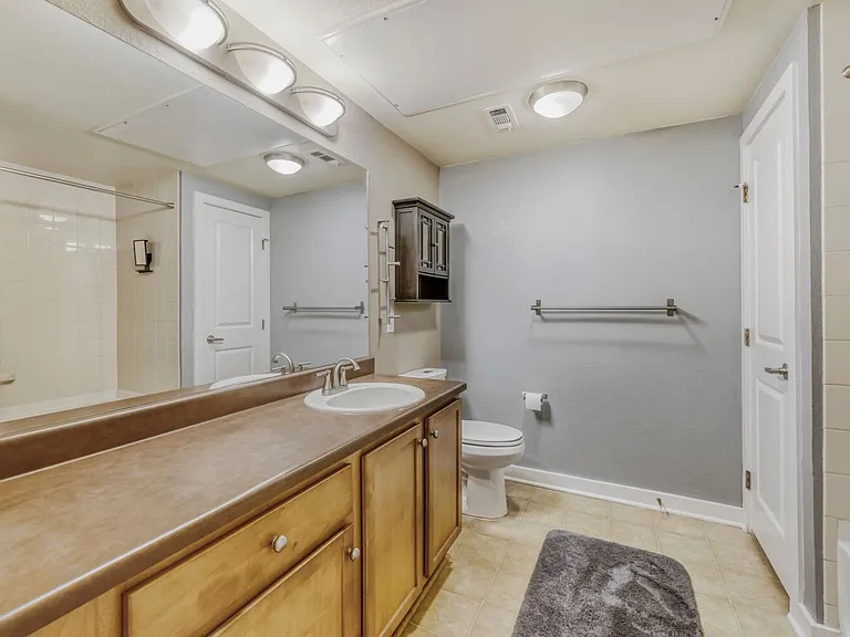 7240 W Custer Ave #112 — Photo 8