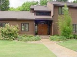 300 Devon Cir SE, Huntsville, AL 35802